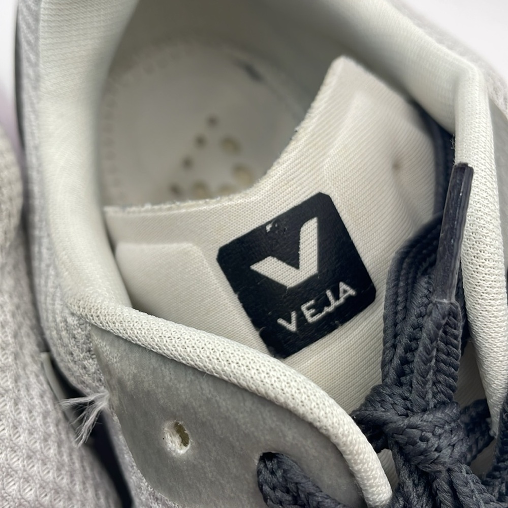 Veja - CONDOR 2 ALVEOMESH Athletic Shoes - Grey White - 42 or 9 - Picture 10 of 14